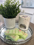 English Pear & Freesia Wax Melts Elegant, Fresh & Beautifully Balanced